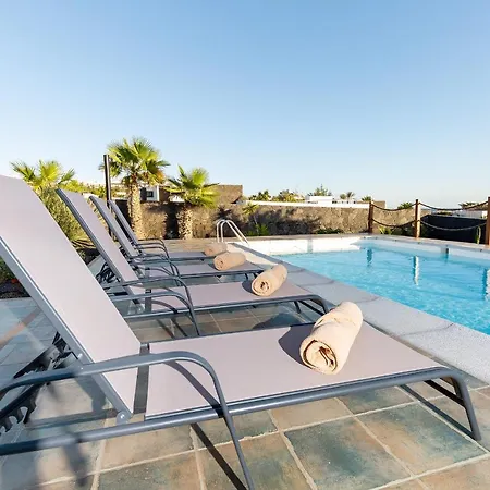 Sea Moon Lanzarote فيلة